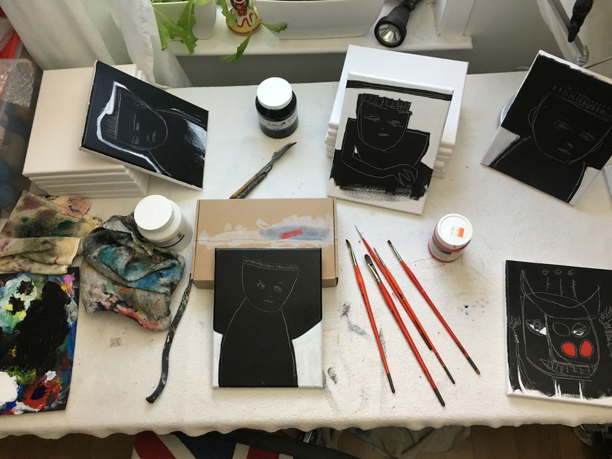 Studio - Série « Figuré en noir et blanc »